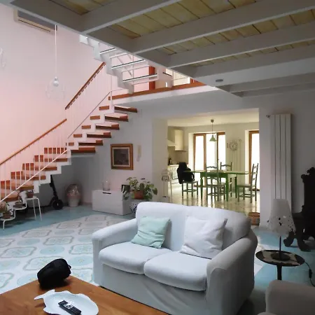 A Casa Di Monica