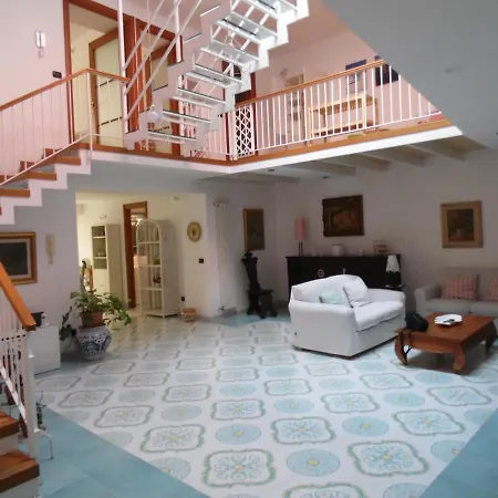 Lägenhet A Casa Di Monica *