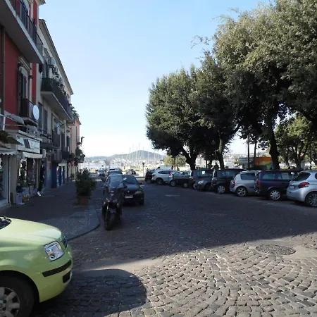 A Casa Di Monica Lägenhet *