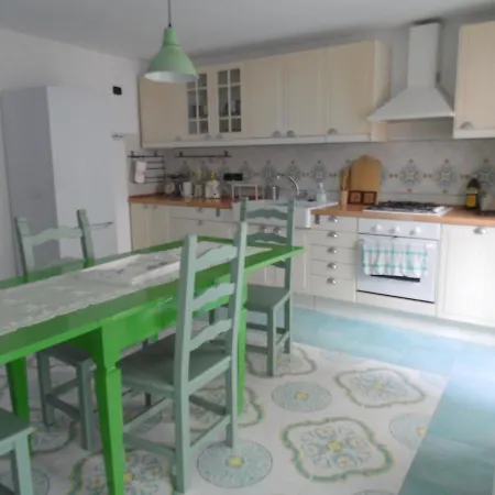 A Casa Di Monica Pozzuoli
